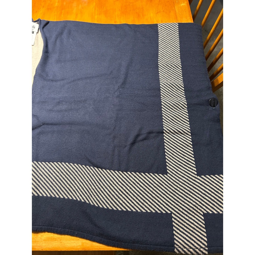 Cabi Navy Blue Oatmeal Beige Reversible Poncho Sweater Wrap M/L 3163 Striped - Picture 8 of 11